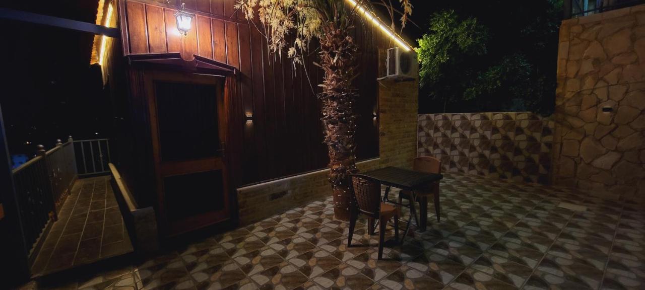 Atoom Lodge จีราช ภายนอก รูปภาพ
